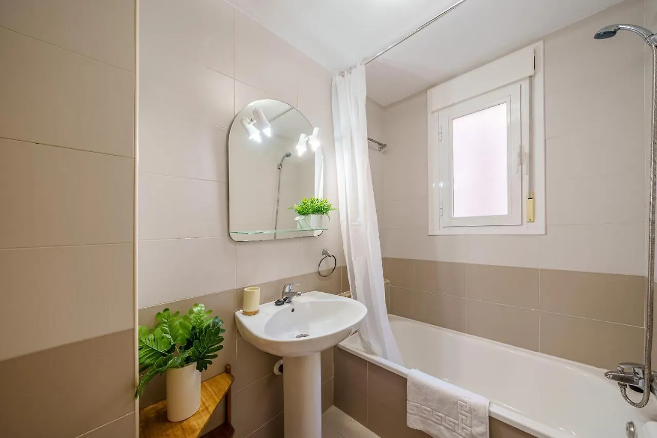 Soho & Sea Views -Parking Apartment Malaga
